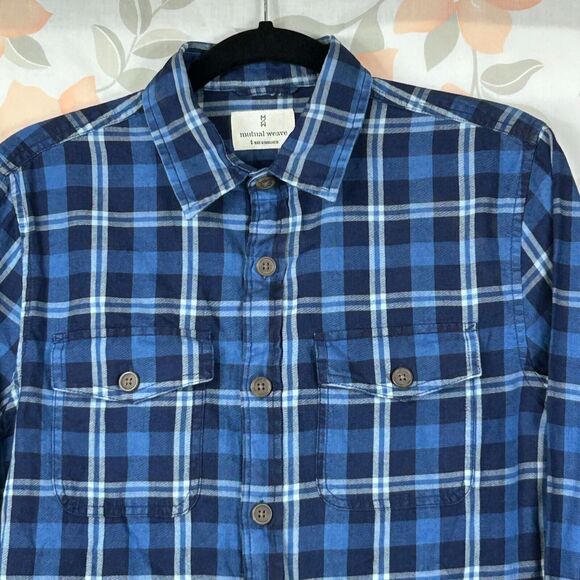 Mutual Weave Dress Shirt Mens Small Blue Plaid Button Up Long Sleeve Pockets - Picture 2 of 12